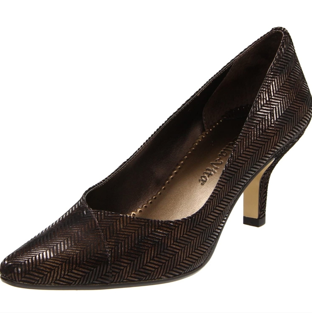 Bella Vita Sable Pumps